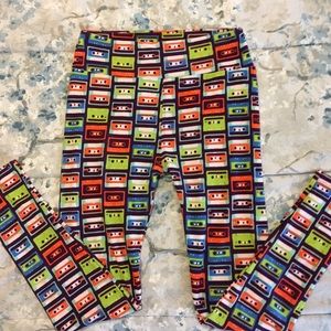 LuLaRoe one size cassette tape leggings!
